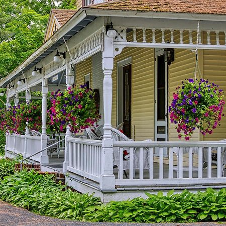 Lake Luzerne Rockwell Falls Inn And Wine Bar מראה חיצוני תמונה