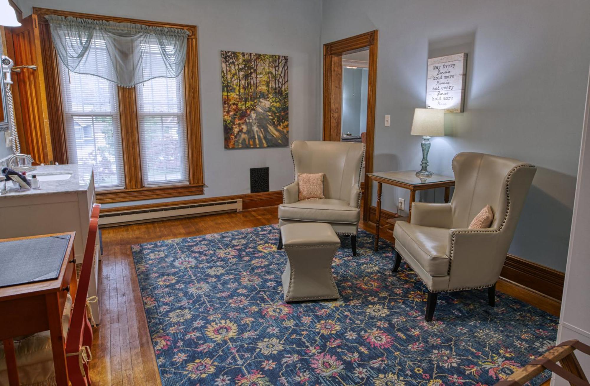 Lake Luzerne Rockwell Falls Inn And Wine Bar מראה חיצוני תמונה